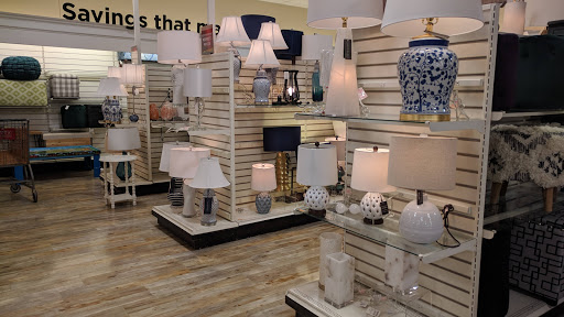 Department Store «HomeGoods», reviews and photos, 1444 E Golf Rd, Schaumburg, IL 60173, USA