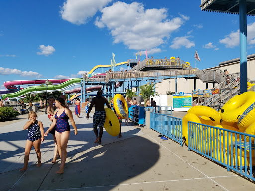 Water Park «Sandcastle Water Park», reviews and photos, 1000 Sandcastle Dr, Pittsburgh, PA 15120, USA