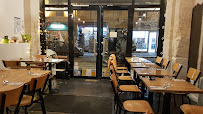 Atmosphère du Restaurant thaï KAPUNKA Cantine thaï - Montparnasse à Paris - n°5