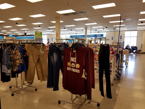 Clothing Store «Ross Dress for Less», reviews and photos, 3255 SW Cedar Hills Blvd, Beaverton, OR 97005, USA