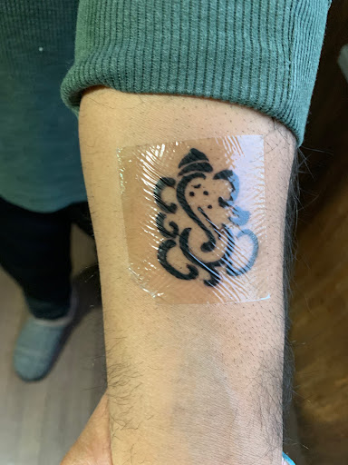 Beauty Salon «Sita Beauty Care Salon and Eyebrow Threading», reviews and photos, 9935 SW Hwy, Oak Lawn, IL 60453, USA