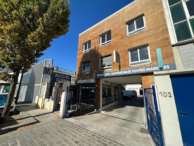 Car lab Service à Aubervilliers