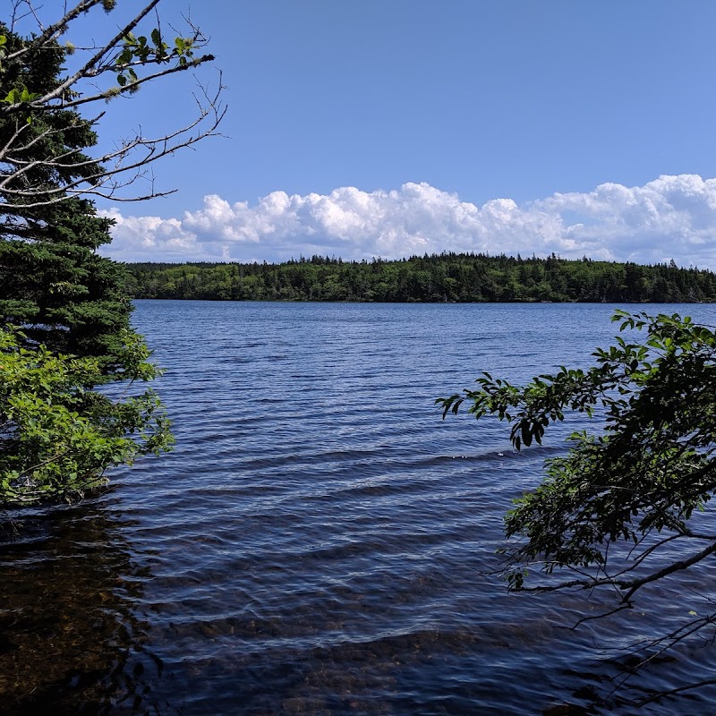 Lake Midway Provincial Park