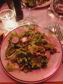 Salade César du Restaurant de grillades à la française Le Relais de l'Entrecôte à Paris - n°10