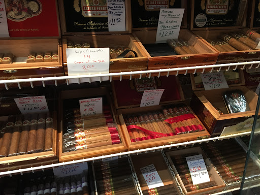 Tobacco Shop «Happy Jack Pipe & Tobacco Shop», reviews and photos, 71 Church St, Laconia, NH 03246, USA