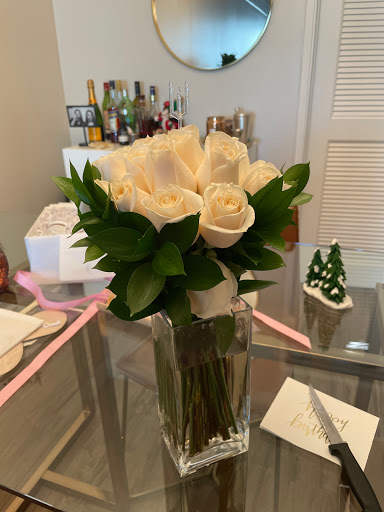 Florist «French Florist», reviews and photos, 8658 W Pico Blvd, Los Angeles, CA 90035, USA