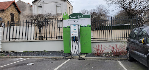 Borne de recharge de véhicules électriques Lidl Charging Station Pierrefitte-sur-Seine