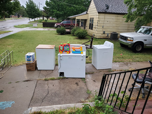 Moving Company «Wichita Moving & Storage», reviews and photos, 150 N Osage St, Wichita, KS 67203, USA