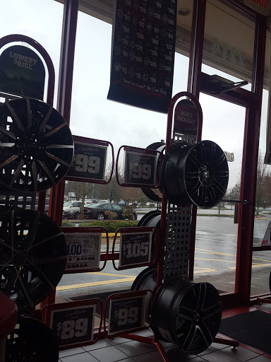 Tire Shop «Discount Tire Store - Lakewood, WA», reviews and photos, 2214 84th St S, Lakewood, WA 98499, USA
