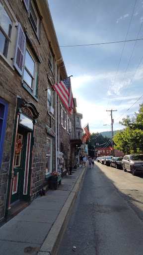 Gift Shop «Country Cottage», reviews and photos, 37 Race St, Jim Thorpe, PA 18229, USA
