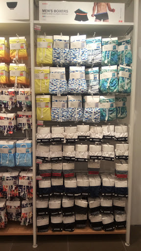 Miniso, 350/360 Ikorodu Rd, Anthony, Lagos, Nigeria, Fashion Accessories Store, state Lagos