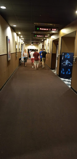 Movie Theater «Cinemark River Hills Movies 8», reviews and photos, 1850 Adams St, Mankato, MN 56001, USA