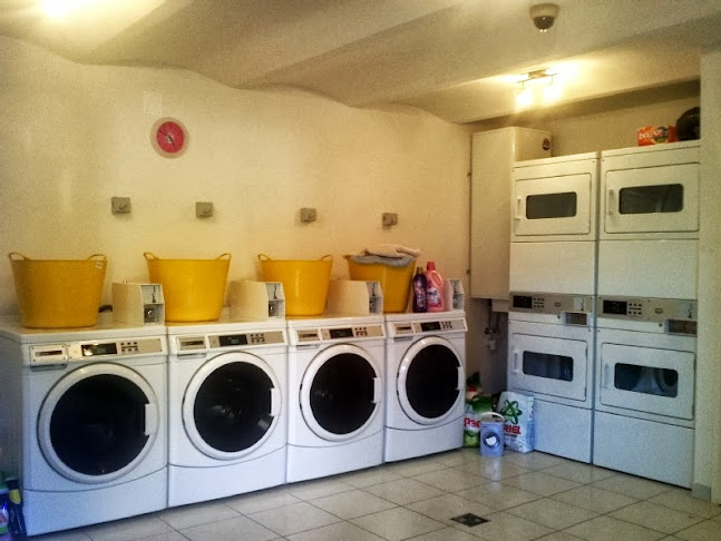 Mosómaci Mosodája Önkiszolgáló mosoda / Laundry - Szeged