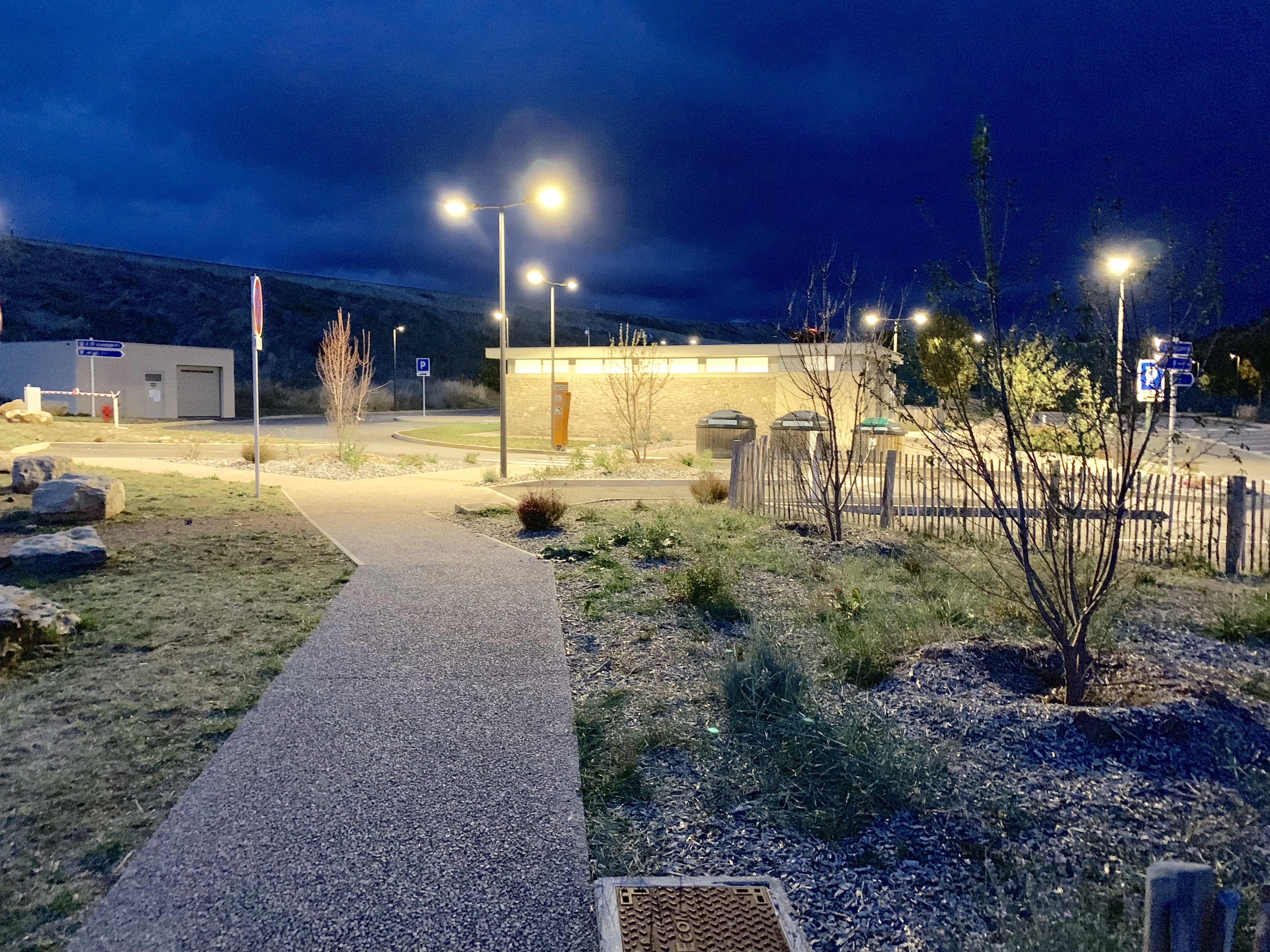 Photo n° 13 de l'avis de Fowzer. fait le 08/12/2018 à 00:42