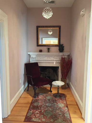 Hair Salon «New York New York Hair Salon and Day Spa», reviews and photos, 1201 N Market St, Frederick, MD 21701, USA