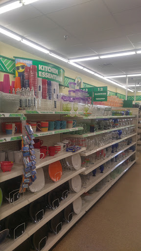 Dollar Store «Dollar Tree», reviews and photos, 555 High St, Mt Holly, NJ 08060, USA