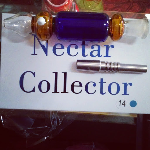 Tobacco Shop «Mary Janes Place Smoke Shop», reviews and photos, 1807 N Main St, Los Angeles, CA 90031, USA