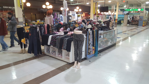 Korean Grocery Store «H Mart», reviews and photos, 1295 E Ogden Ave, Naperville, IL 60563, USA