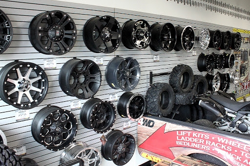 Truck Accessories Store «4 Wheel Parts - Portland - South Tabor», reviews and photos, 2700 SE 82nd Ave, Portland, OR 97266, USA