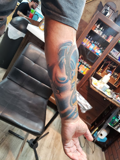 Tattoo Shop «Anchor Down Tattoo Company», reviews and photos, 706 S Huntington St, Syracuse, IN 46567, USA