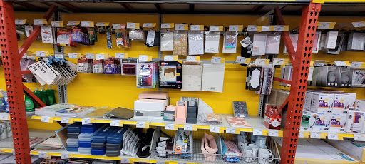 Office Supply Store «Staples», reviews and photos, 1781 U.S. 287 Frontage Rd, Mansfield, TX 76063, USA