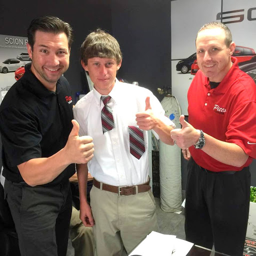 Toyota Dealer «Pitts Toyota», reviews and photos, 210 N Jefferson St, Dublin, GA 31021, USA