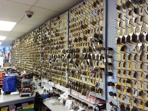 Locksmith «Mr. Lock Locksmith & Security Systems», reviews and photos, 2061 Beechmont Ave, Cincinnati, OH 45230, USA