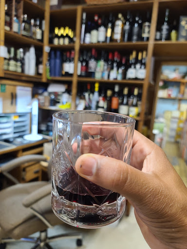 Liquor Store «Congers Wine & Liquor Store», reviews and photos, 47 Lake Rd, Congers, NY 10920, USA