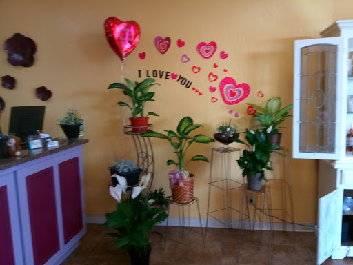Florist «Desert Oasis Floral», reviews and photos, 13220 W Van Buren St, Goodyear, AZ 85338, USA