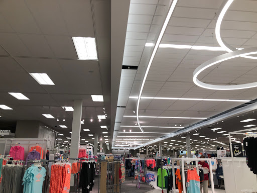 Department Store «Target», reviews and photos, 100 Willow St, Farmingdale, NY 11735, USA