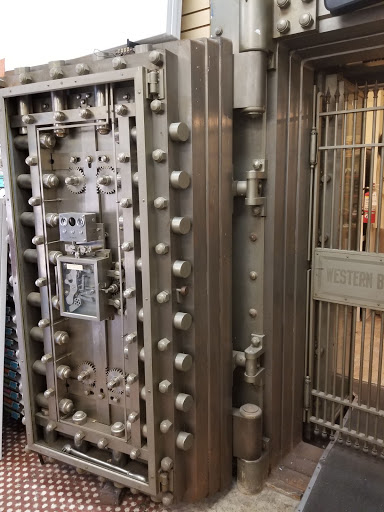 Art Supply Store «Plaza Artist Materials», reviews and photos, 230 W McMillan St, Cincinnati, OH 45219, USA