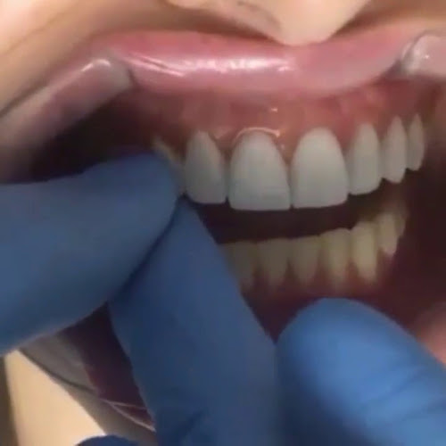 AL JAMIL DENTAL SPA - Dentist