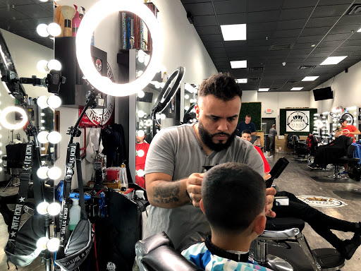 Barber Shop «kings of blades barber shop», reviews and photos, 824 Horseblock Road, Farmingville, NY 11738, USA