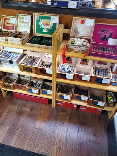 Tobacco Shop «Blue Smoke of Dallas», reviews and photos, 4560 W Mockingbird Ln, Dallas, TX 75209, USA