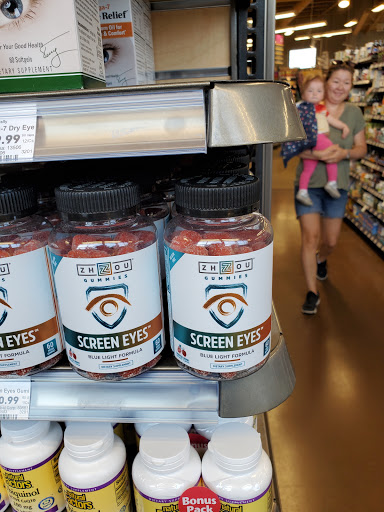 Grocery Store «Lakewinds Food Co-op», reviews and photos, 435 Pond Promenade, Chanhassen, MN 55317, USA