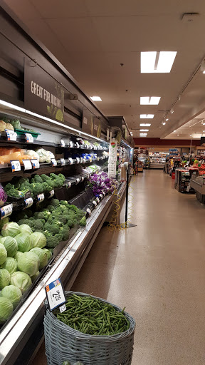 Grocery Store «Super Stop & Shop», reviews and photos, 15 Franklin St, Seymour, CT 06483, USA