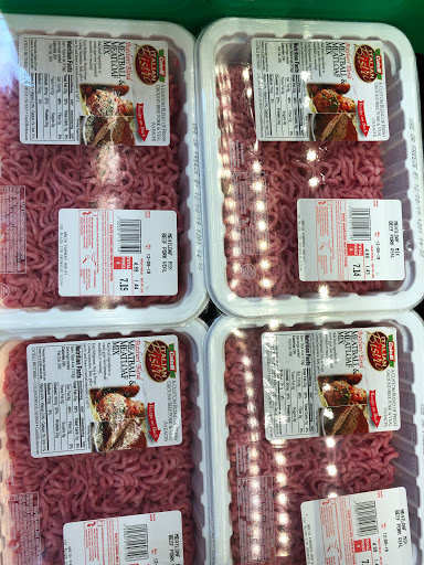 Grocery Store «Green Farmers Market», reviews and photos, 101 Plaza Center, Secaucus, NJ 07094, USA