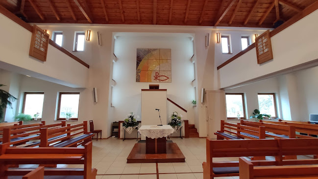 Nyitvatartás: Veszprémi református új templom