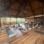Review Island Yoga Lembongan