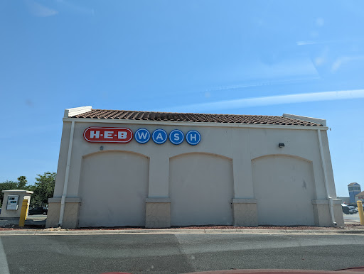 HEB Car Wash en Brownsville