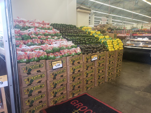 Grocery Store «Grocery Outlet Bargain Market», reviews and photos, 6333 Geary St, San Francisco, CA 94121, USA