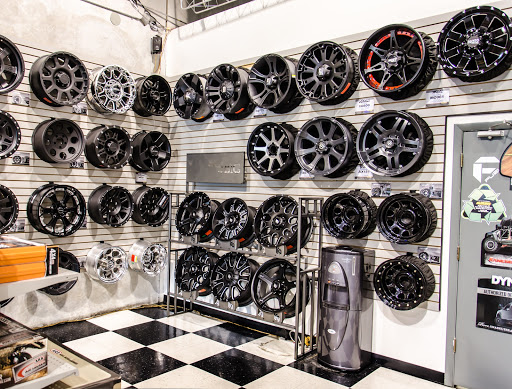 Truck Accessories Store «4 Wheel Parts - Thomas University - Miami Gardens, FL», reviews and photos, 3383 NW 167th St, Miami Gardens, FL 33056, USA