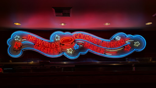 Red Robin Gourmet Burgers and Brews image