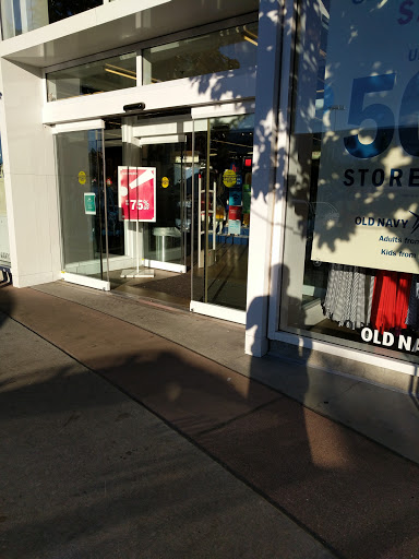Clothing Store «Old Navy», reviews and photos, 49 W Hillsdale Blvd, San Mateo, CA 94403, USA