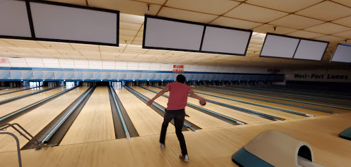 Bowling Alley «Westport Bowling Lanes», reviews and photos, 135 Main St, Westbrook, ME 04092, USA