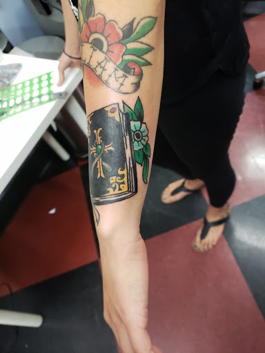 Apogee Tattoo Parlour, 935 E St, San Diego, CA 92101, USA, 