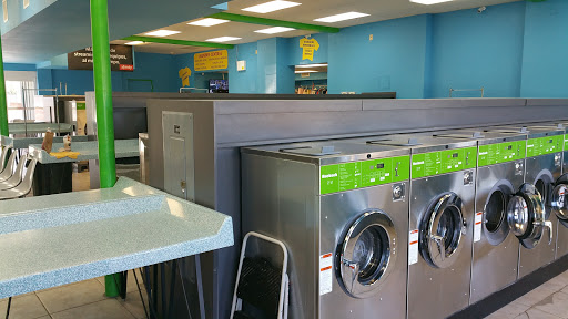 Laundromat «K&M WASH HOUSE Laundromat & Drop-Off Service», reviews and photos, 2829 S Cleveland Ave, Fort Myers, FL 33901, USA
