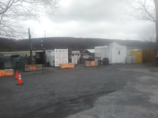 Salvage Yard «EZ Pull & Save Auto Parts», reviews and photos, 2401 Summer Valley Rd, New Ringgold, PA 17960, USA