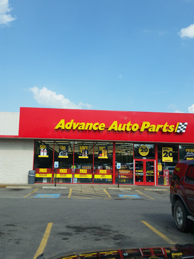 Auto Parts Store «Advance Auto Parts», reviews and photos, 8015 Steubenville Pike, Oakdale, PA 15071, USA