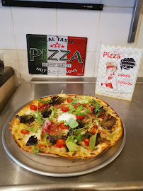 Plats et boissons du Pizzeria Enzo PIZZA à Pont-Saint-Esprit - n°12